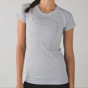 Striped Lululemon Swiftly Tech (Normal length) Size 4